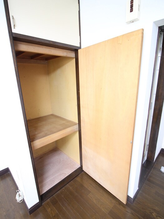 物件内観写真15　(収納)