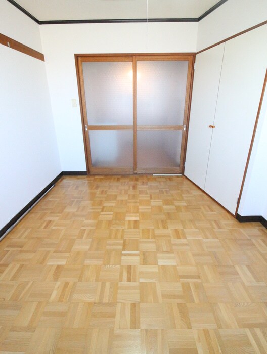 物件内観写真11　(居室)