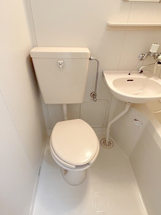 物件内観写真13　(トイレ)