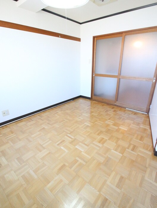 物件内観写真18　(居室)