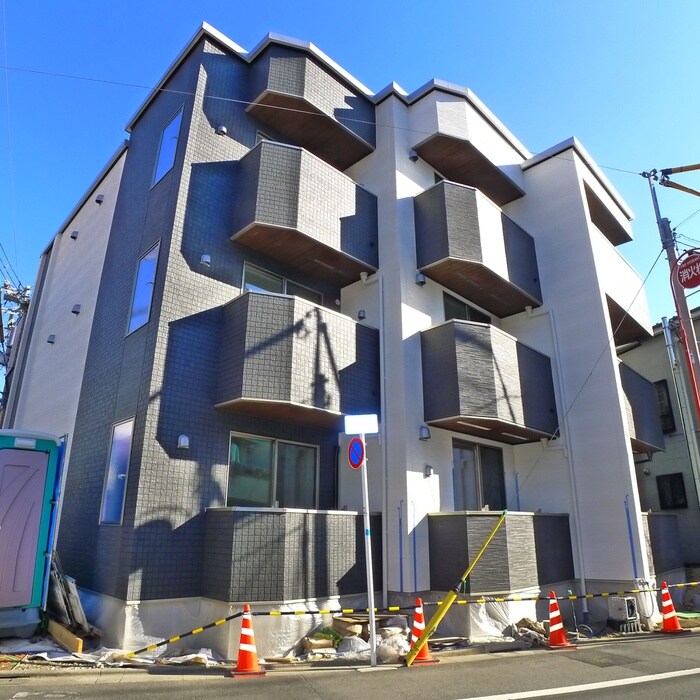 物件外観写真2　(建築中)