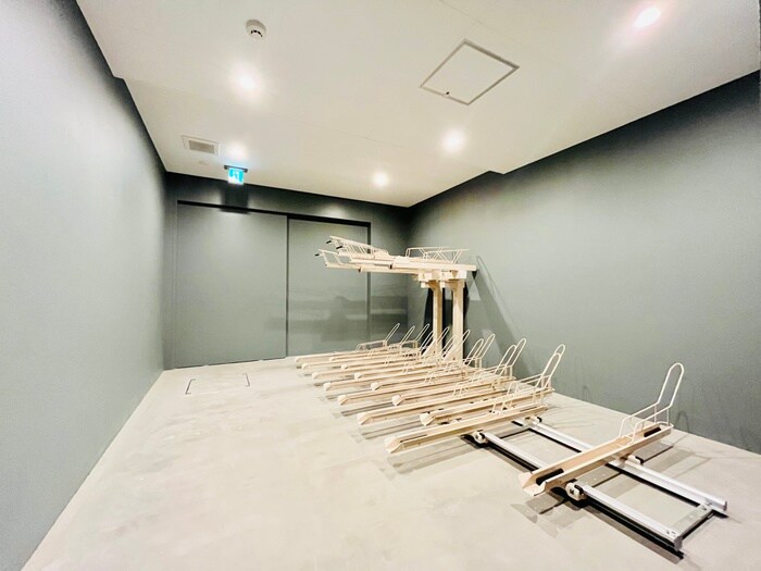 物件外観写真5　(駐輪場)