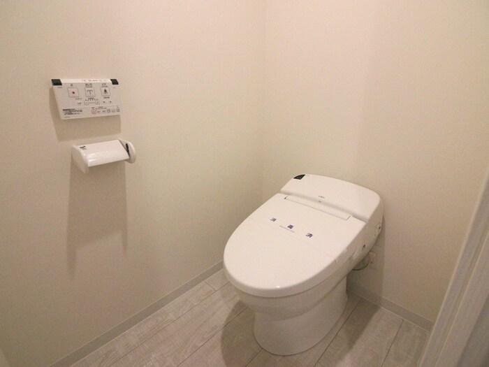 物件内観写真9　(トイレ)