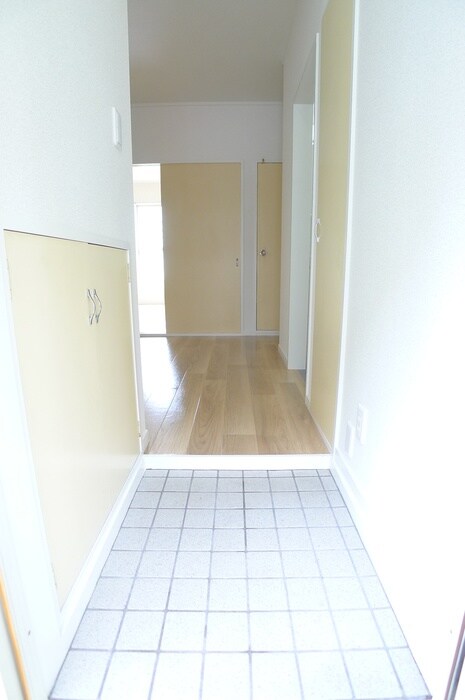 物件内観写真20　(玄関)