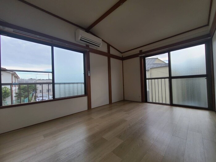 物件内観写真4　(居室)