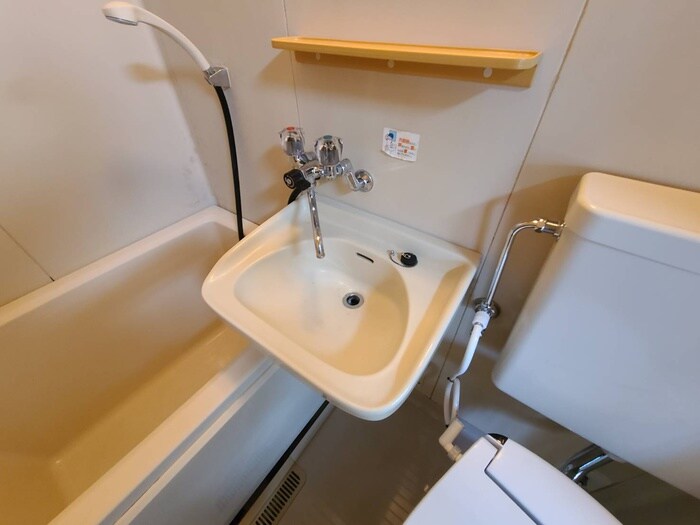 物件内観写真6　(洗面)