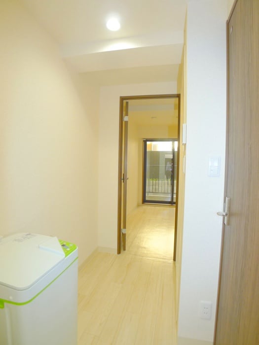 物件内観写真15　(廊下)