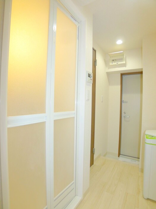 物件内観写真17　(廊下)