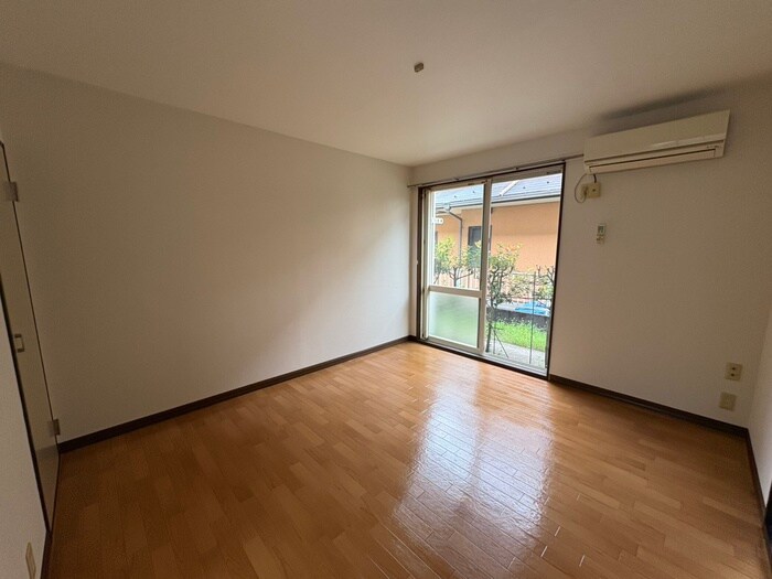 物件内観写真17　(居室)