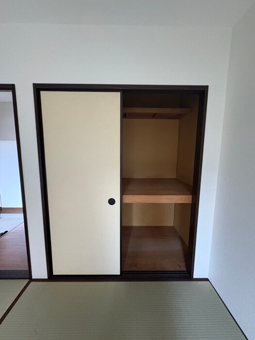 物件内観写真21　(収納)