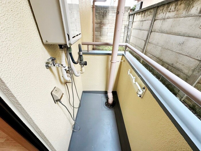 物件内観写真15　(洗濯機置場)