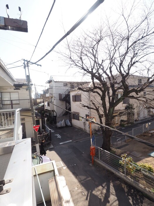 物件内観写真17　(室内からの展望)