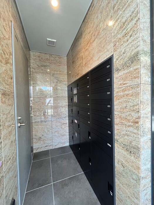 物件外観写真4　(建物設備)