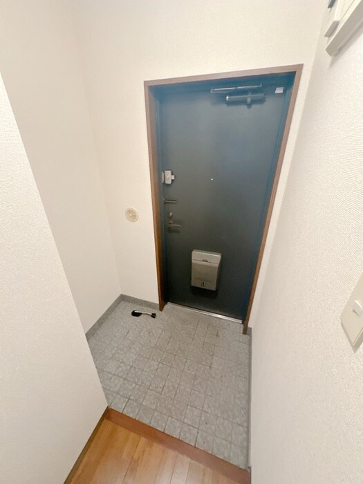 物件内観写真22　(玄関)