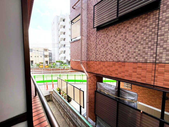 物件内観写真15　(室内からの展望)