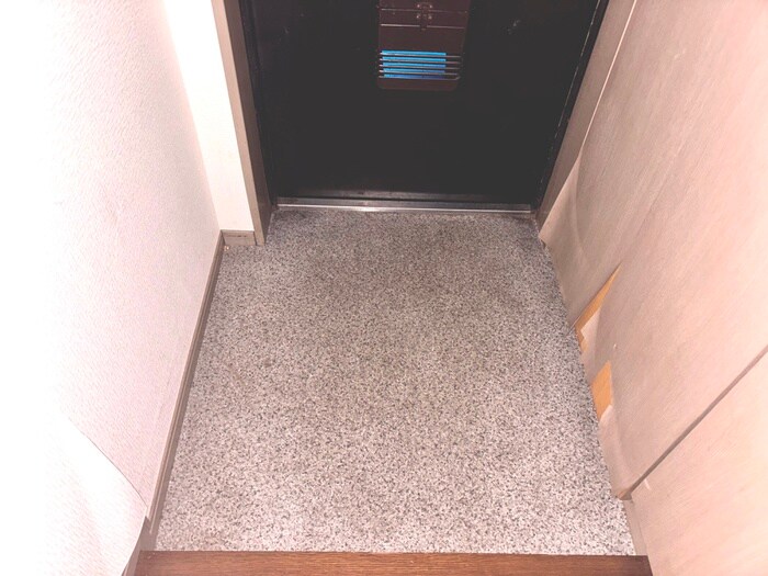 物件内観写真22　(玄関)