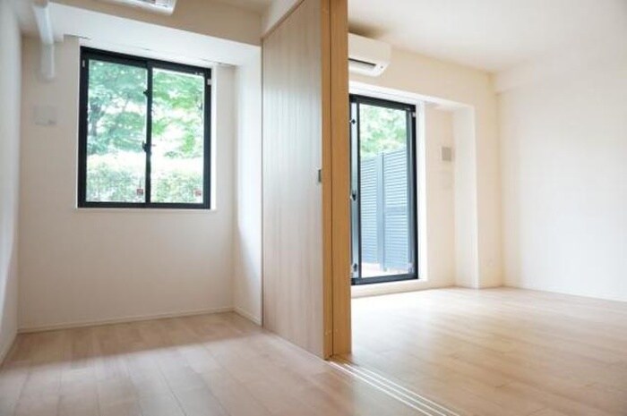 物件内観写真11　(居室)