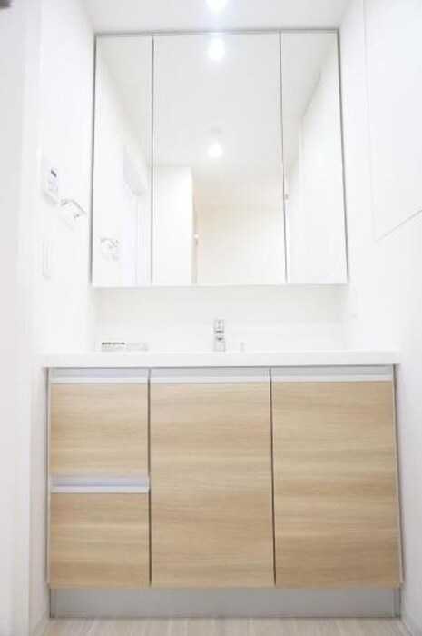 物件内観写真16　(洗面)