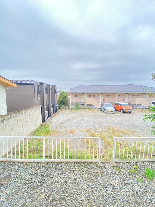 物件内観写真22　(室内からの展望)