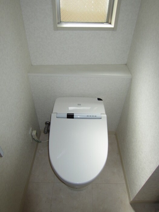 物件内観写真16　(トイレ)