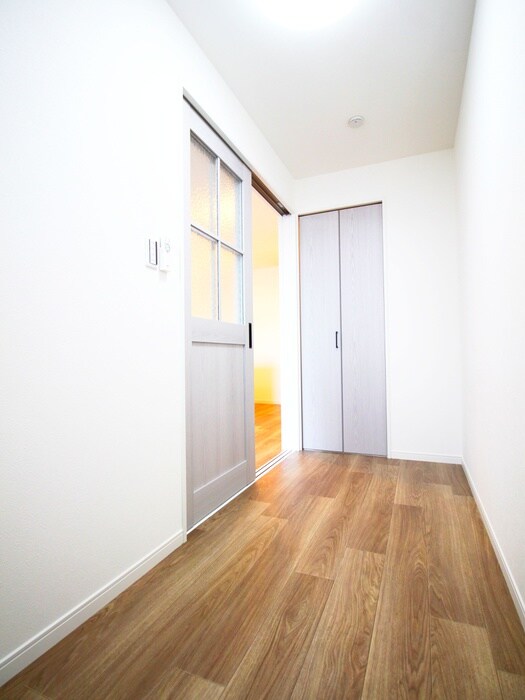 物件内観写真9　(居室)