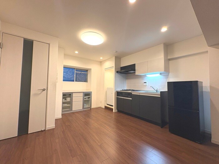 物件内観写真10　(居室)