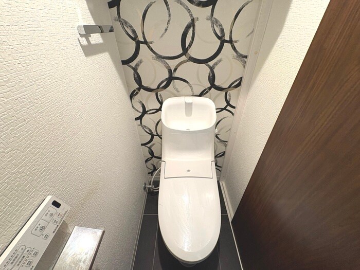 物件内観写真15　(トイレ)