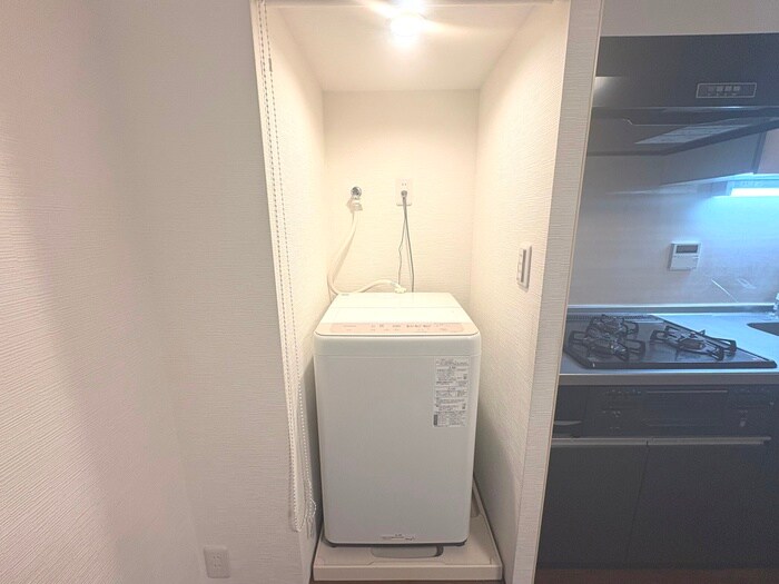 物件内観写真18　(洗濯機置場)