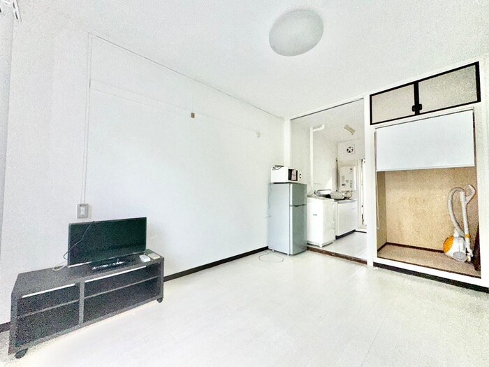 物件内観写真9　(居室)