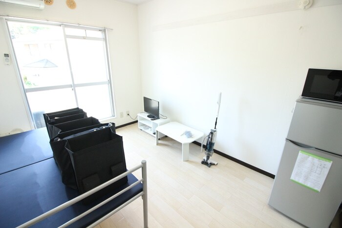 物件内観写真9　(居室)