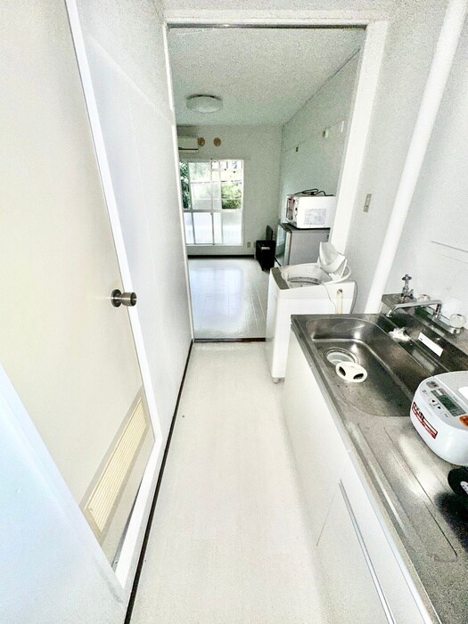 物件内観写真19　(廊下)