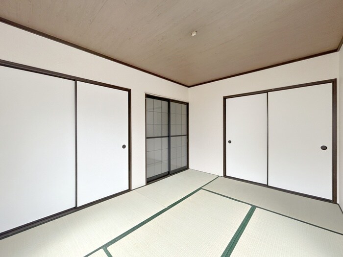 物件内観写真9　(居室)