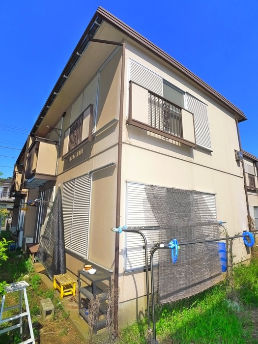 物件外観写真4　(エントランス部分)