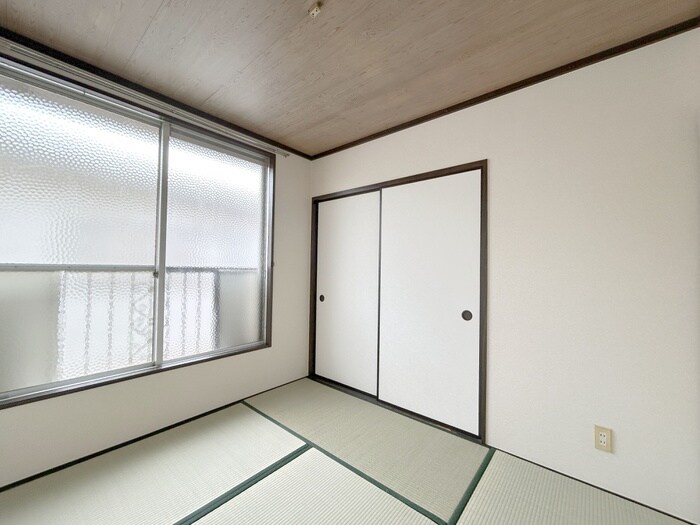 物件内観写真12　(居室)