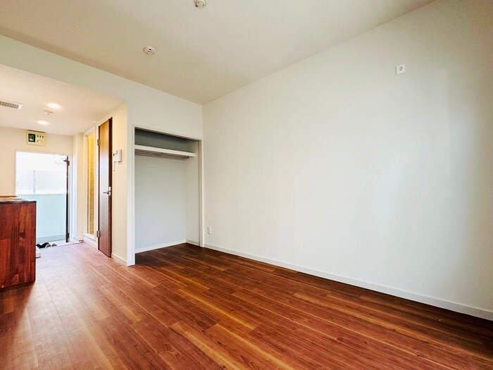 物件内観写真3　(居室)