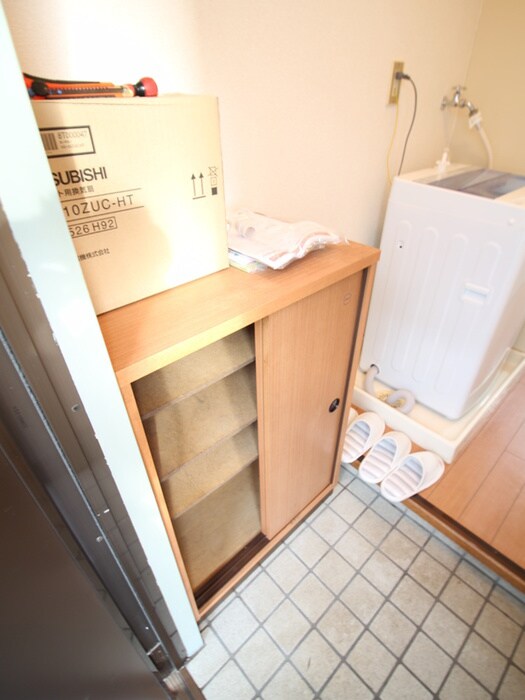 物件内観写真15　(靴箱)