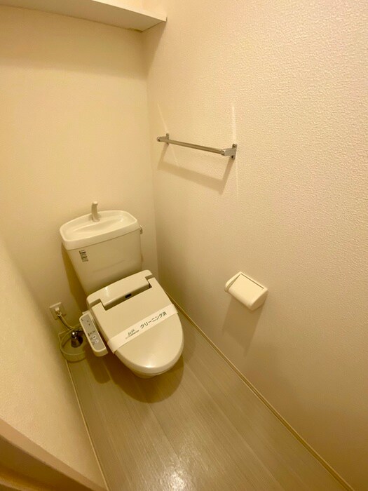 物件内観写真12　(トイレ)