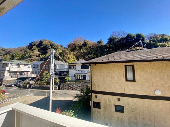 物件内観写真17　(室内からの展望)