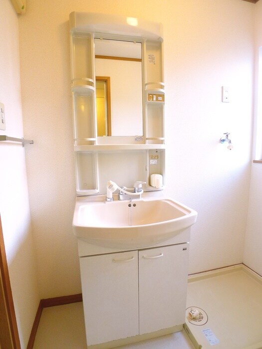 物件内観写真12　(洗面)