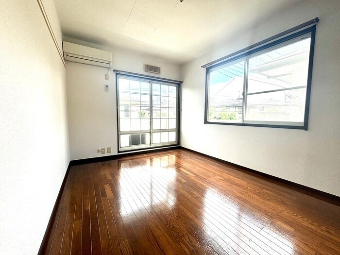 物件内観写真7　(居室)