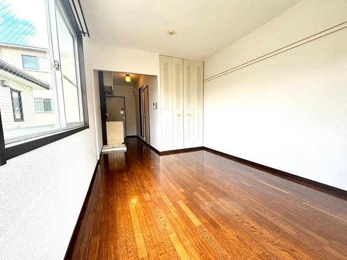 物件内観写真9　(居室)
