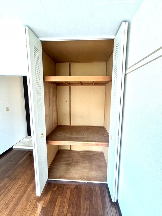 物件内観写真10　(収納)