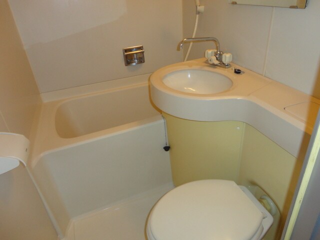 物件内観写真13　(バス／シャワールーム等)