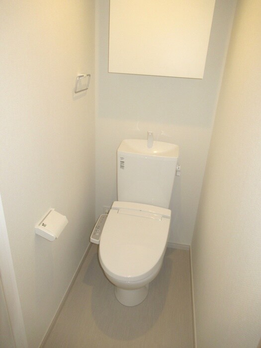 物件内観写真10　(トイレ)