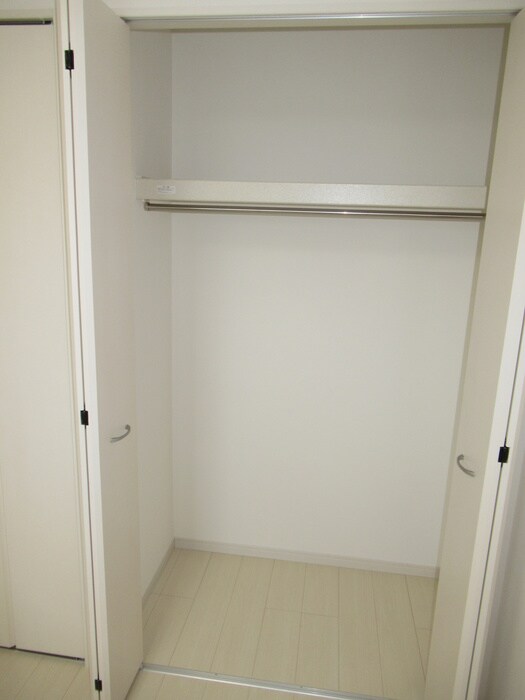 物件内観写真18　(収納)
