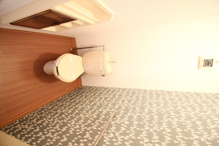 物件内観写真6　(トイレ)