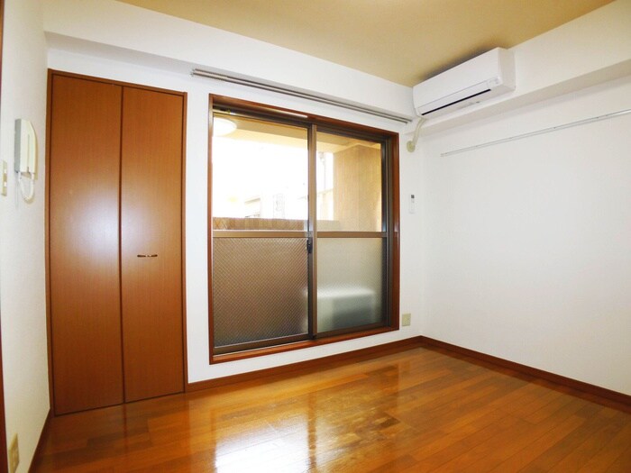 物件内観写真6　(居室)