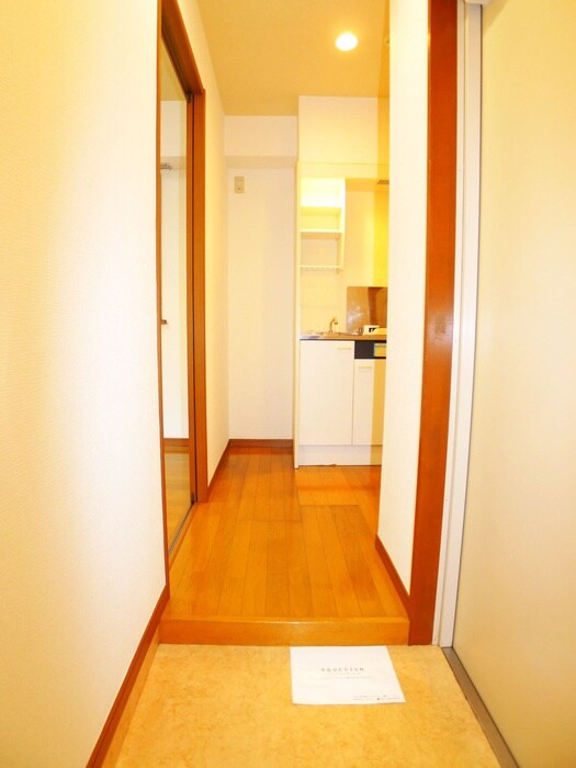 物件内観写真19　(玄関)