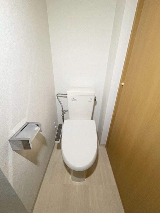 物件内観写真13　(トイレ)