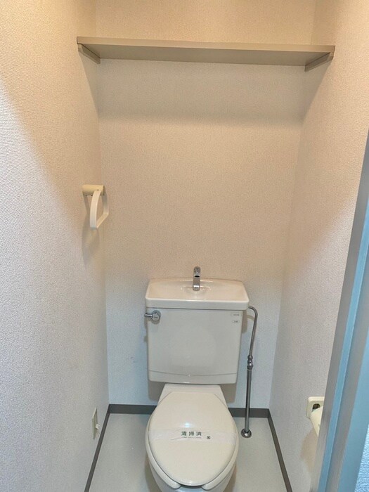 物件内観写真11　(トイレ)
